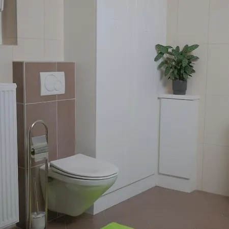 Eifeltraum Marianus * Nieder-Emmels